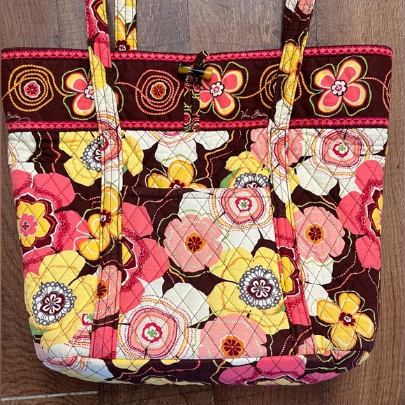 Vera Bradley buttercup toggle large quilted tote bag - Picture 9 of 16